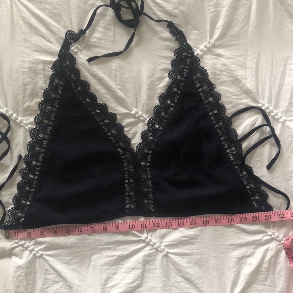 NWOT L’Atiste Halter Crop Top